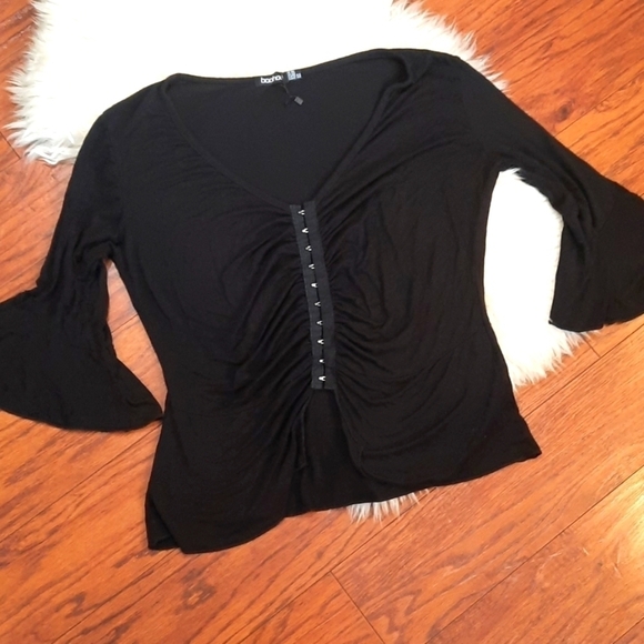 Boohoo Clasp front Belle Sleeve Ruched Blouse - Picture 1 of 6